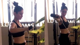 'Kareena Kapoor’s NEW Fitness Video having Her Pilates Session'