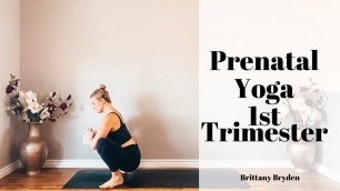'15-minute Prenatal yoga | First trimester with Brittany Bryden'