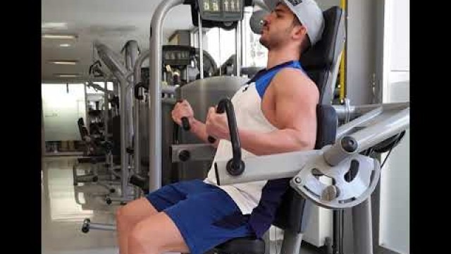 'ÖN KOL HAREKETLERİ - Biceps Curl Machine'