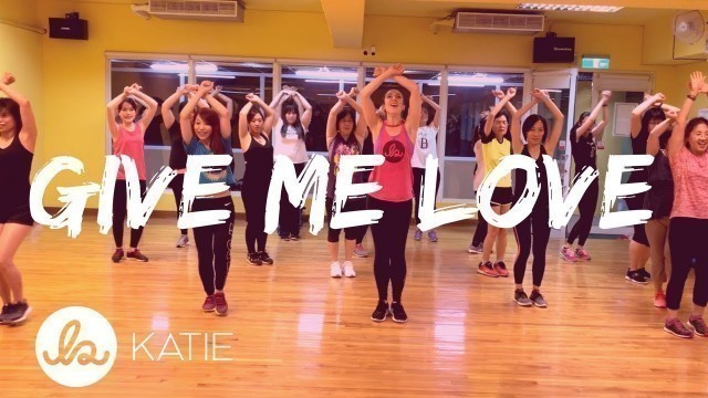 'Fit + Flaunt Burlesque Fitness 舞麗自信 》Give Me Love -- Izzy Bizu'