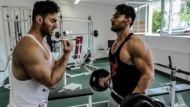 'BICEPS ÖN KOL ANTRENMANI (IY PUMP İÇİN) ÖN KOL KASLARI IRI ŞEKİLDE GENİŞLETMEK - Shredded Brothers'