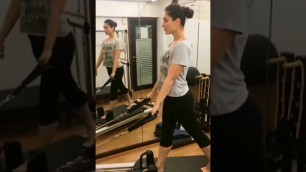 'Kareena kapoor official body fitnes exercise time'