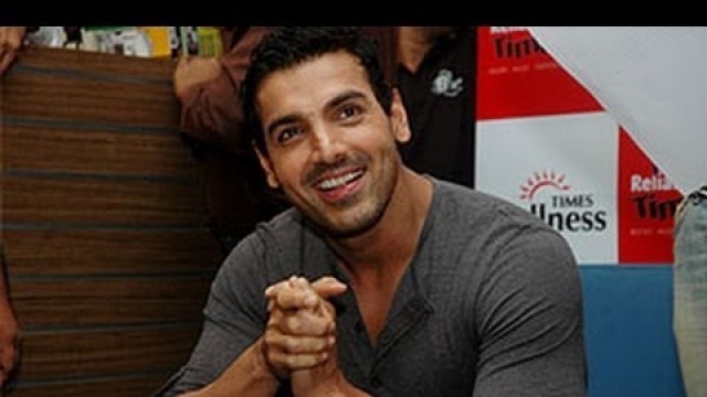 'John Abraham Launches \'100% Living\' Fitness DVD'