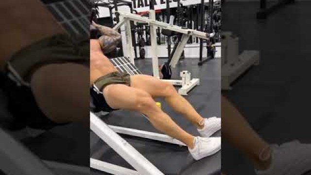 'Leg workout at gym!! gym motivation video!! gym body fitness video!! #shorts'