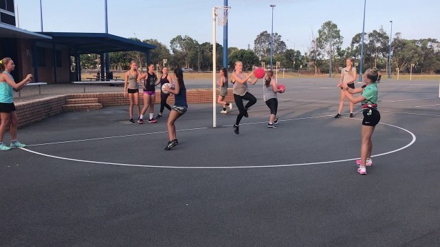 'Netball group ball skills drill -'